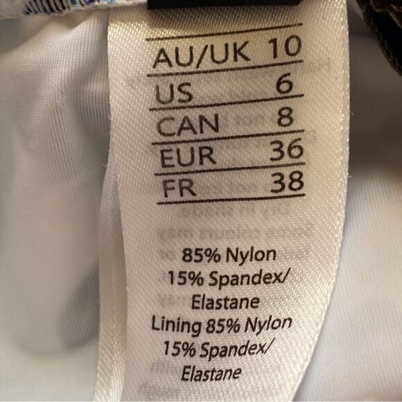 Nip Tuck Petal Plunge Joanne One Piece Swimsuit US 6 Sweetheart Neck Ruched Side - Picture 12 of 16